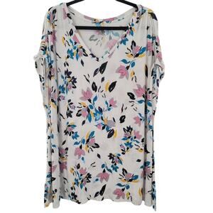 Lane Bryant White Floral Tee Size 26/28 PLUS